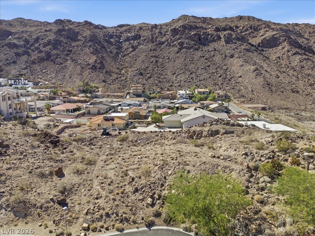 885 Edie Place