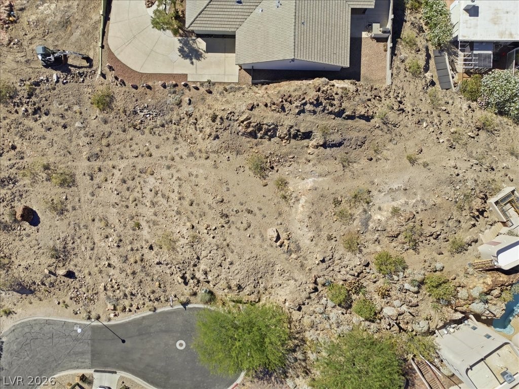 885 Edie Place