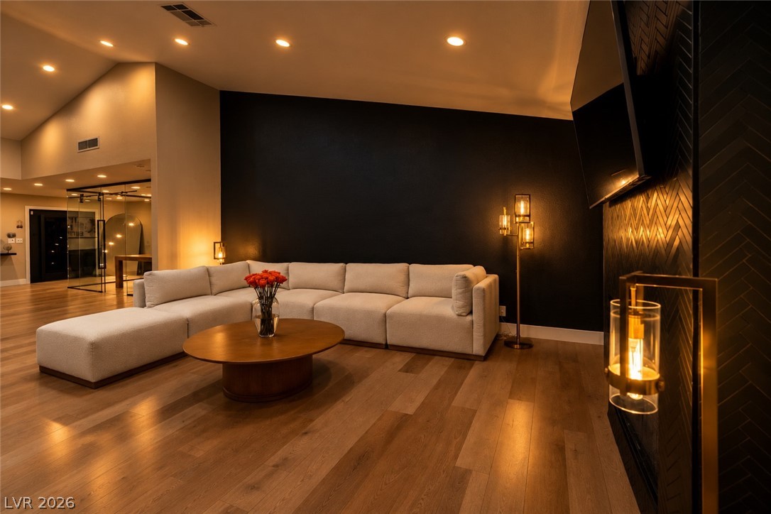 2824 Shannon River Drive