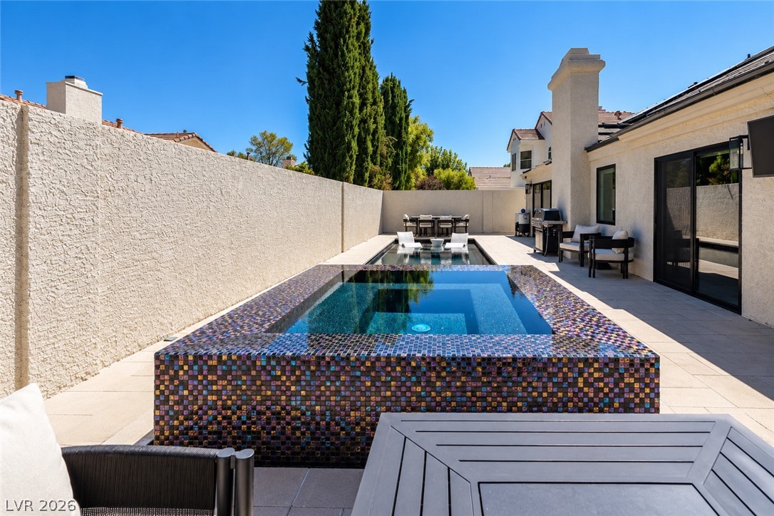 2824 Shannon River Drive