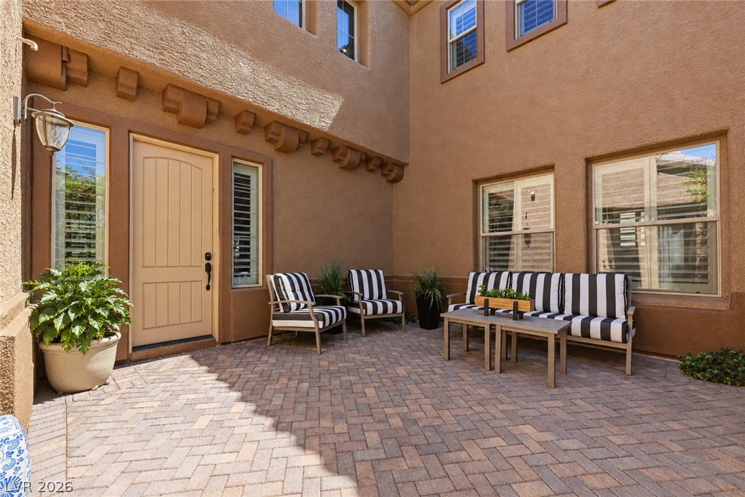 7856 Arroyo Glen Court