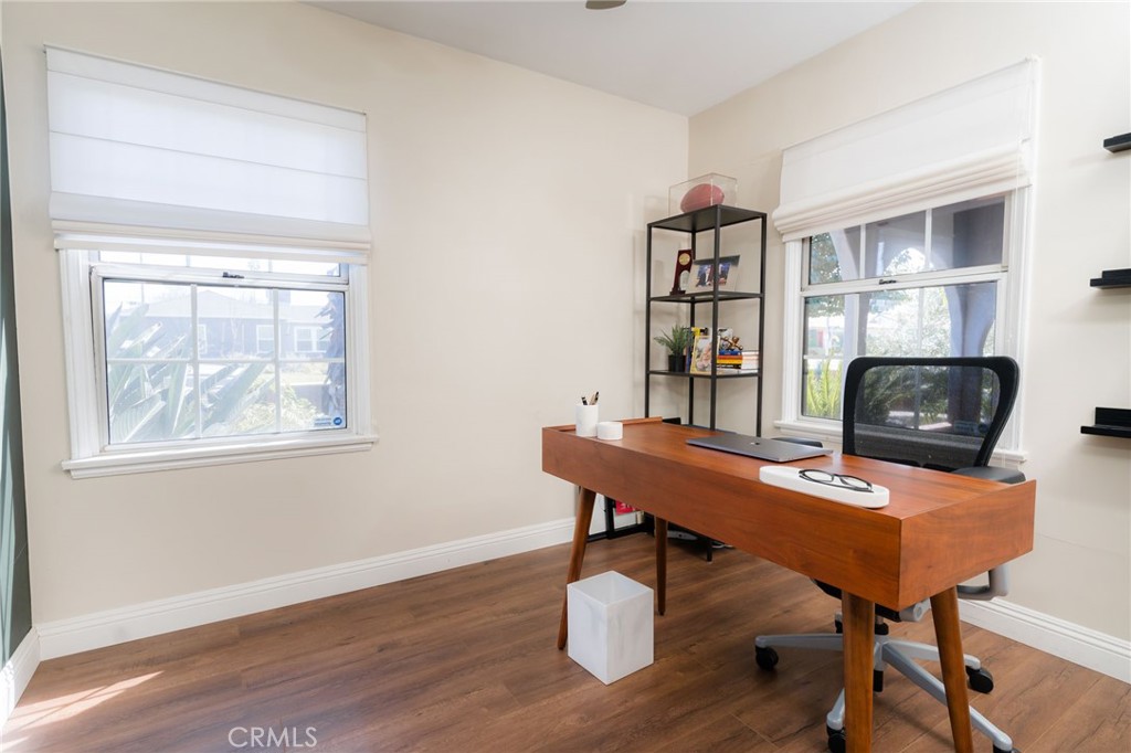 6601 Jamieson Avenue