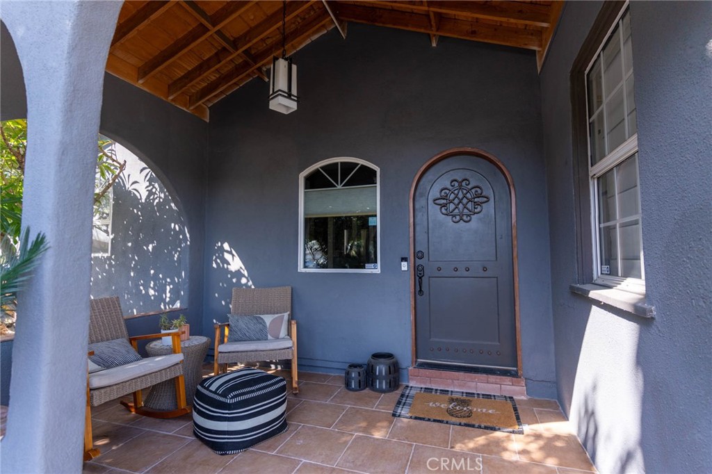 6601 Jamieson Avenue