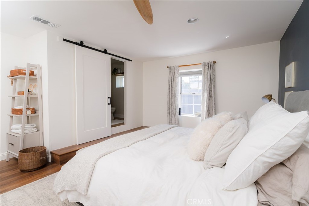 6601 Jamieson Avenue