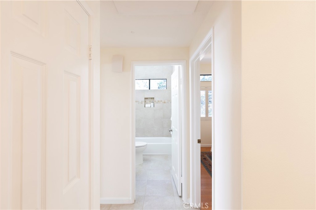 5176 Tortuga Drive 101