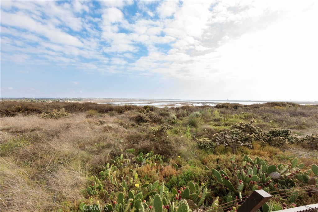 5176 Tortuga Drive 101