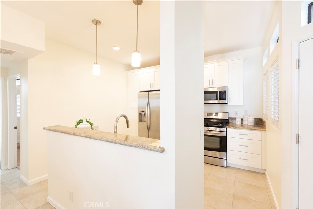 5176 Tortuga Drive 101