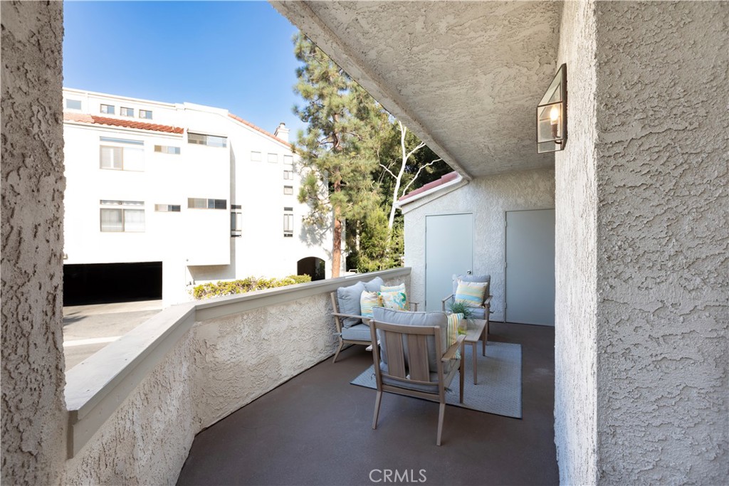 5176 Tortuga Drive 101