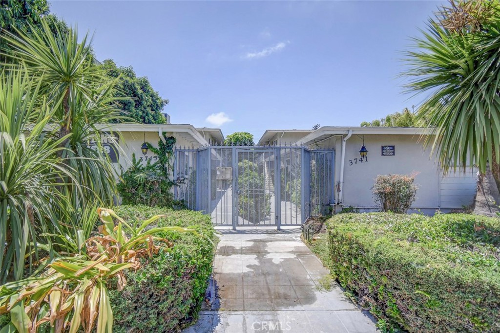 3741 -3745 Jasmine Avenue