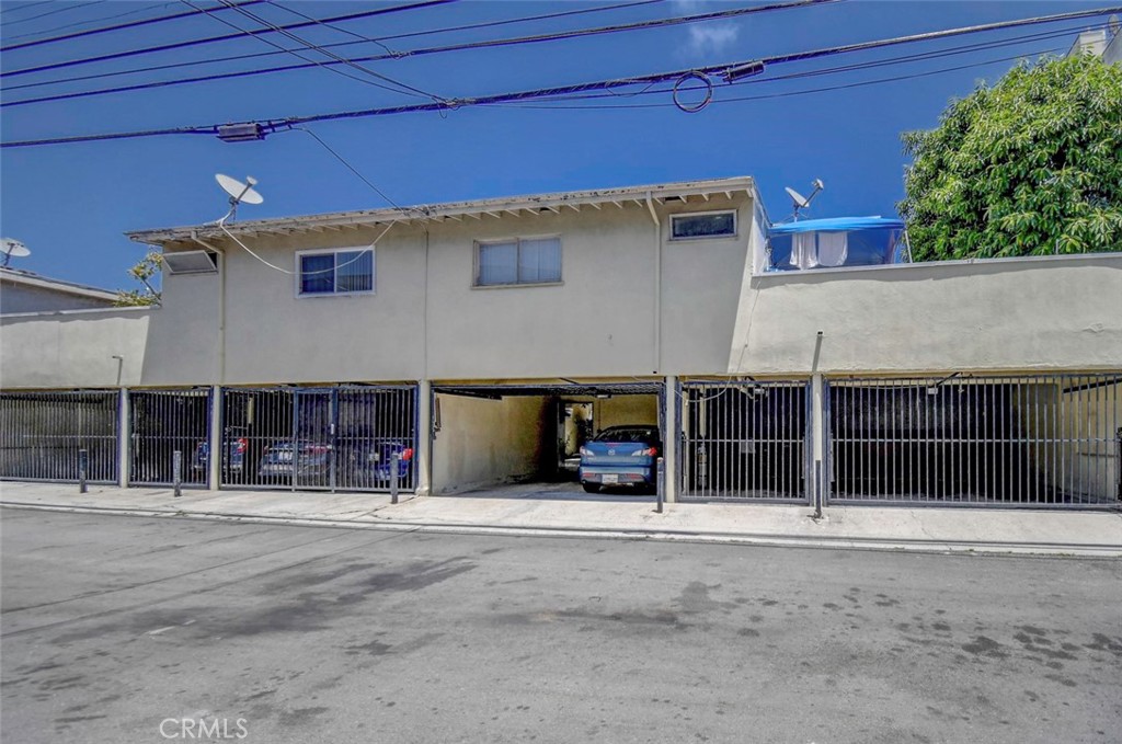 3741 -3745 Jasmine Avenue