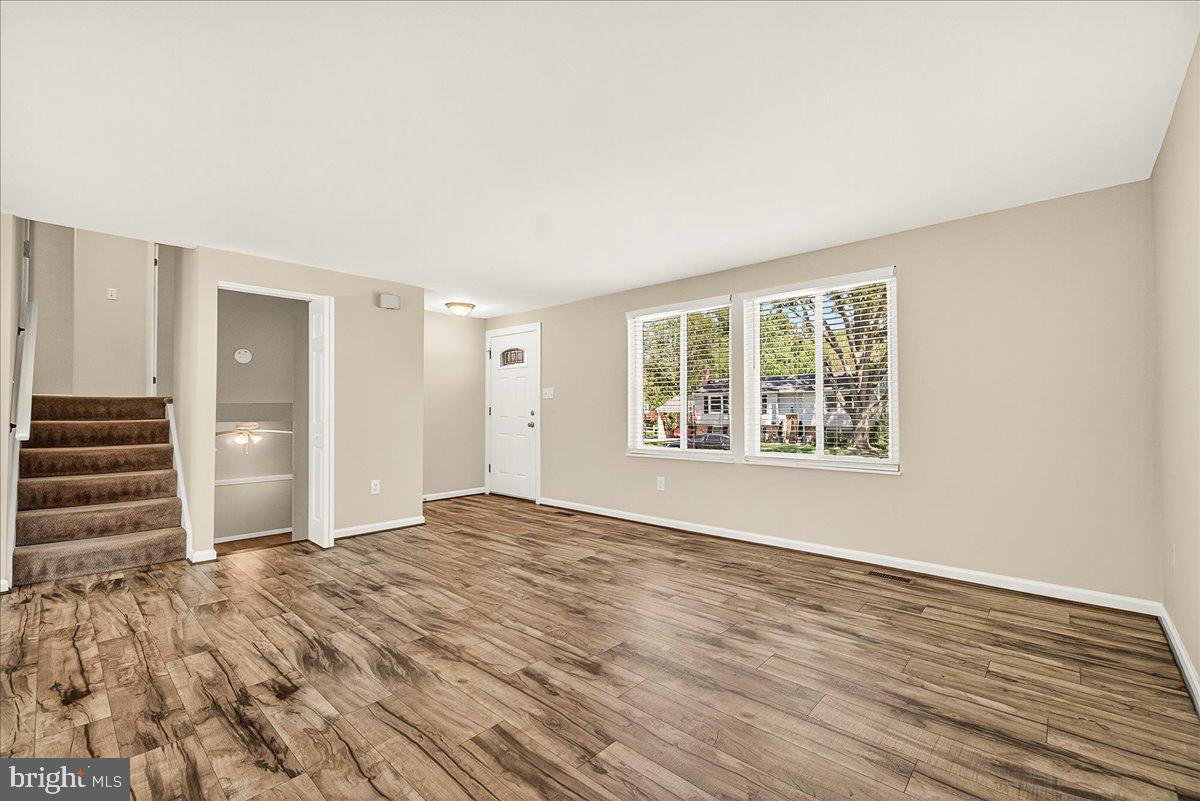 109 GLADE BOULEVARD