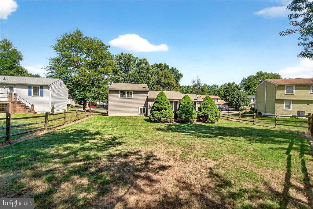 109 GLADE BOULEVARD