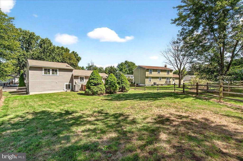 109 GLADE BOULEVARD