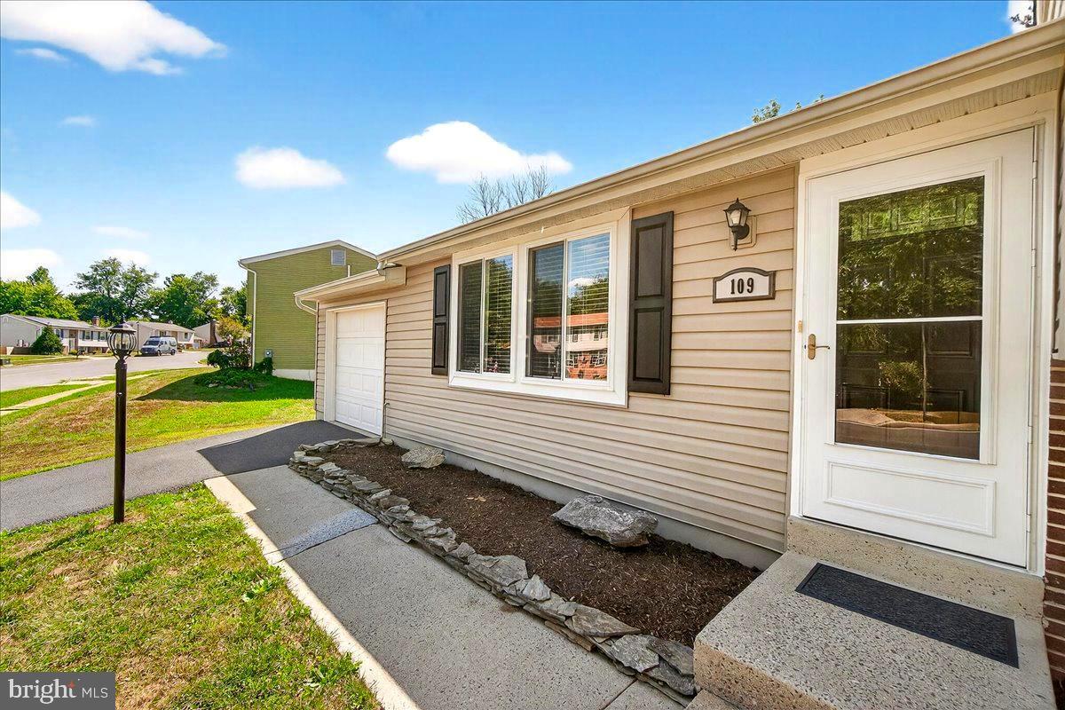 109 GLADE BOULEVARD