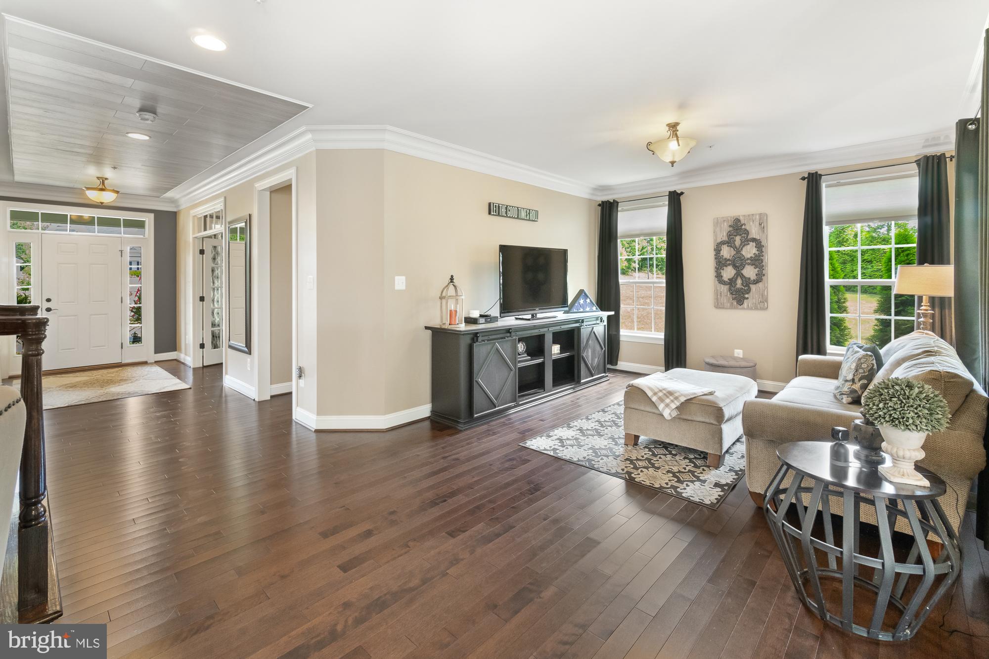 19600 Lewis Orchard Ln