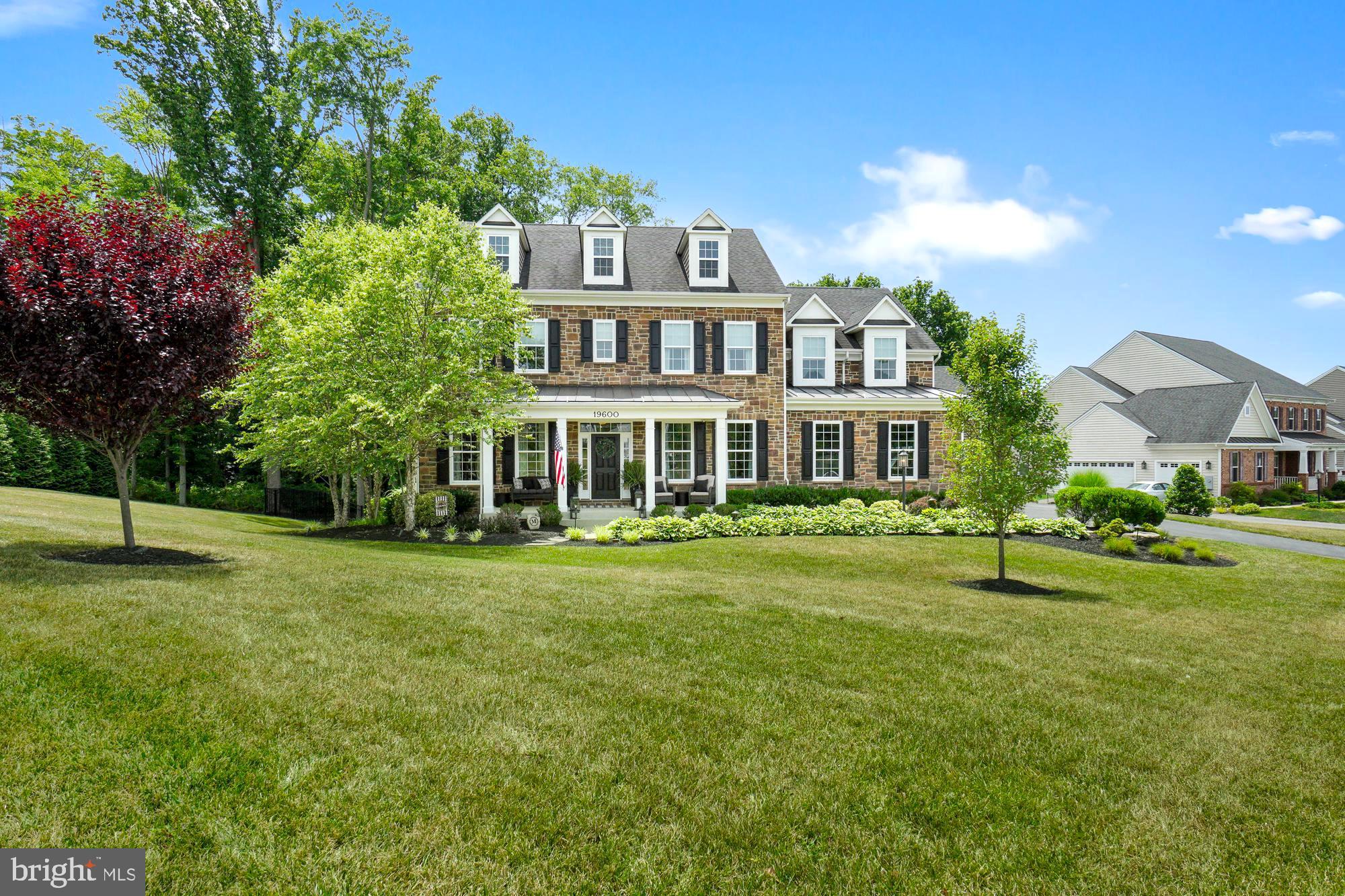 19600 Lewis Orchard Ln