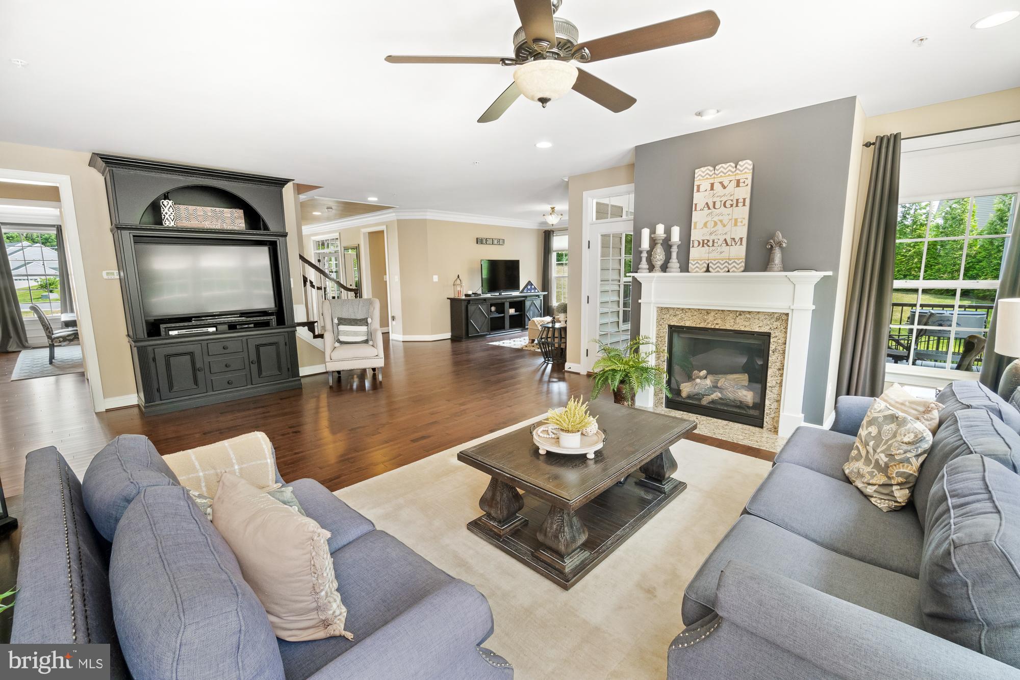 19600 Lewis Orchard Ln