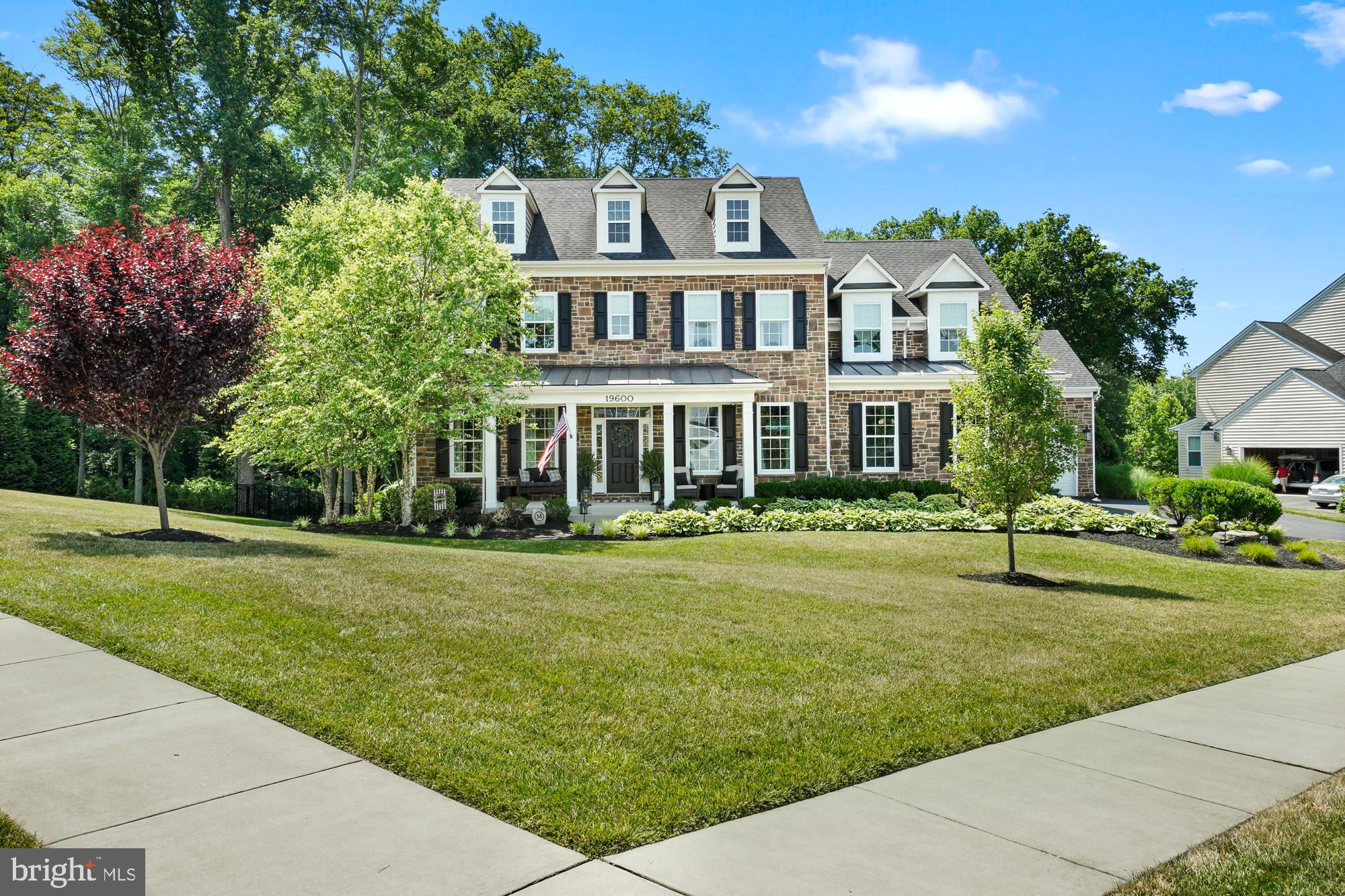 19600 Lewis Orchard Ln