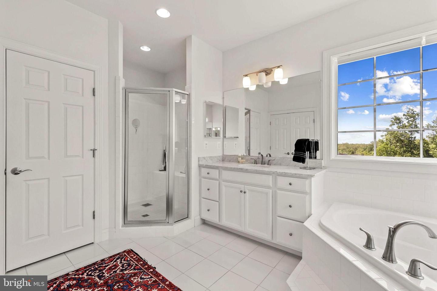 19407 Dry Seneca Ct