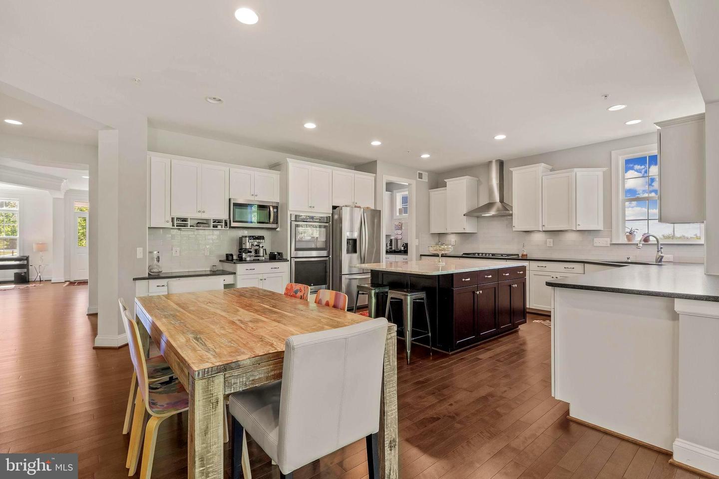 19407 Dry Seneca Ct