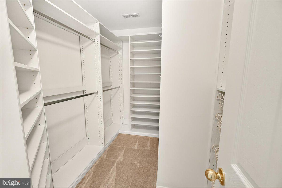 19332 CISSEL MANOR DRIVE