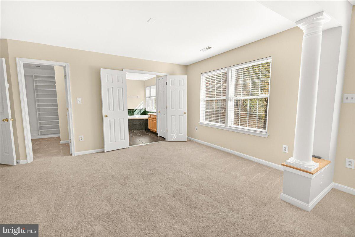 19332 CISSEL MANOR DRIVE