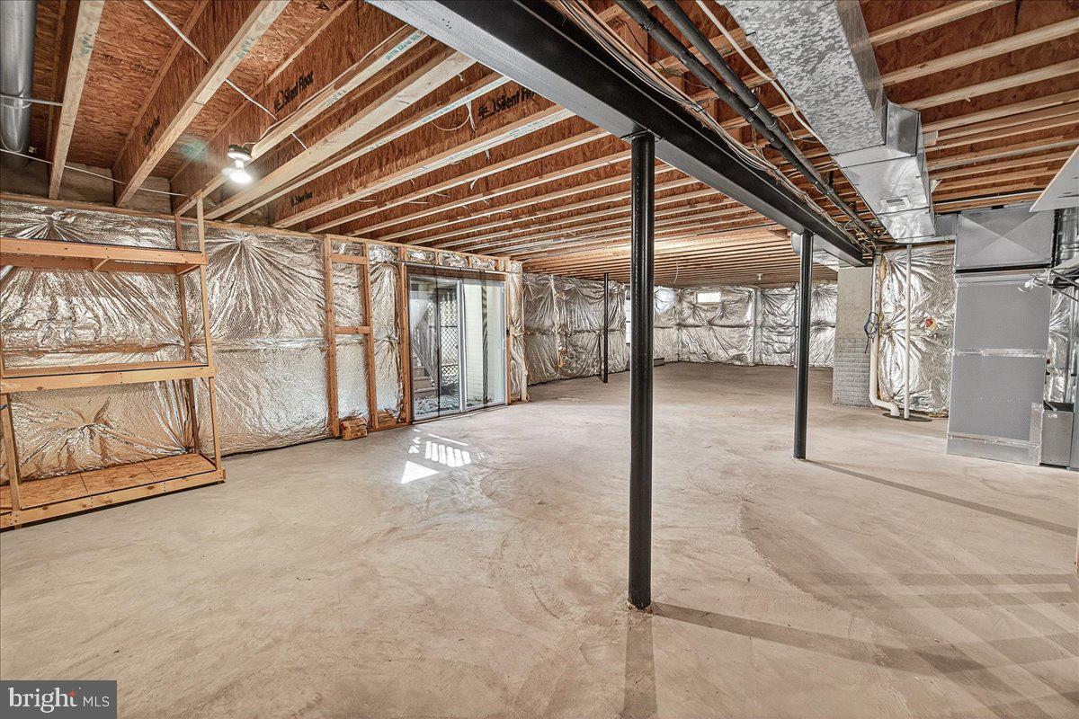 19332 CISSEL MANOR DRIVE