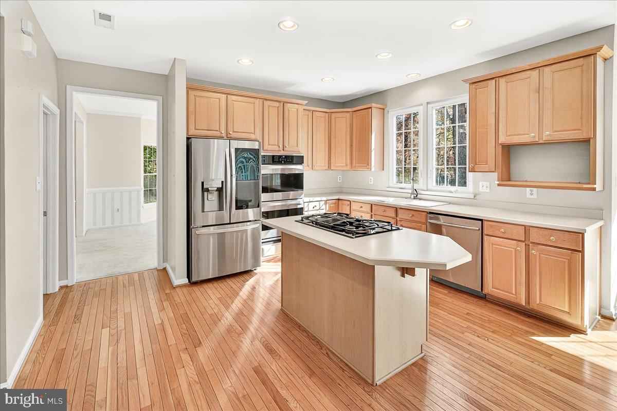 19332 CISSEL MANOR DRIVE