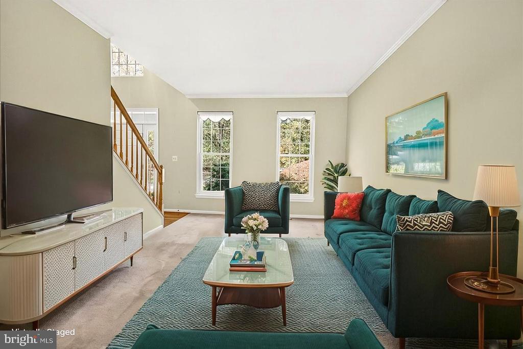 19332 CISSEL MANOR DRIVE