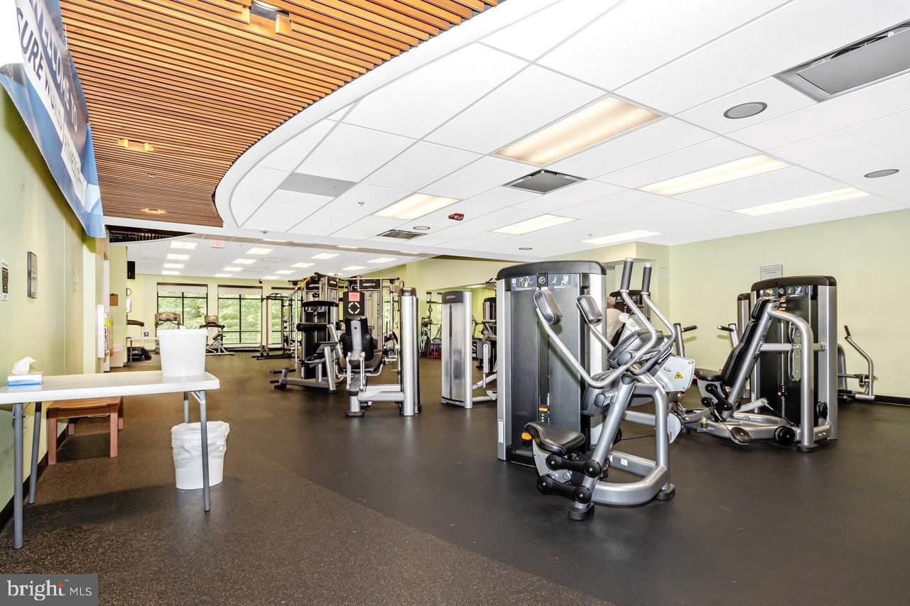 3630 GLENEAGLES DRIVE 8-1D