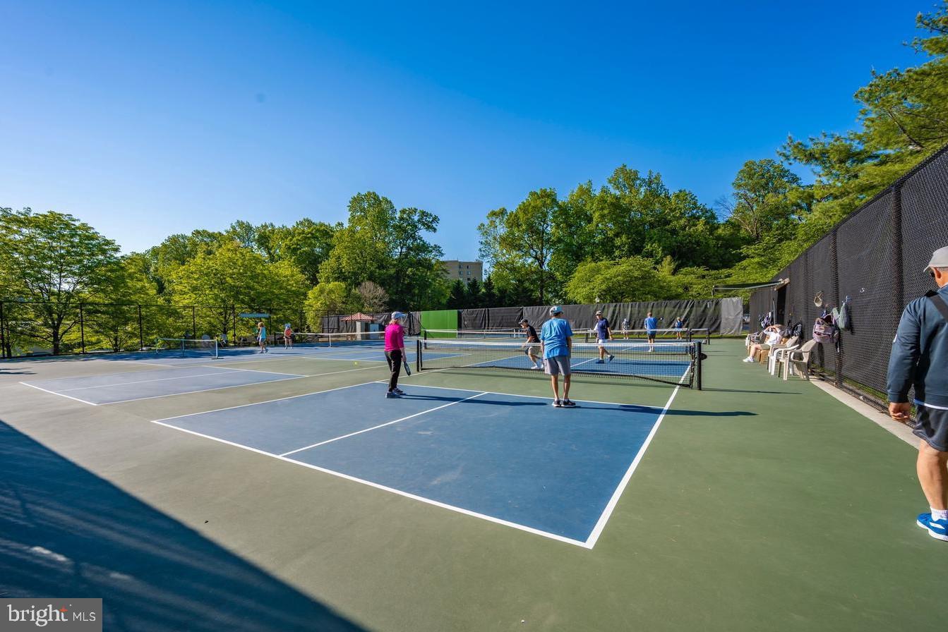 3630 GLENEAGLES DRIVE 8-1D