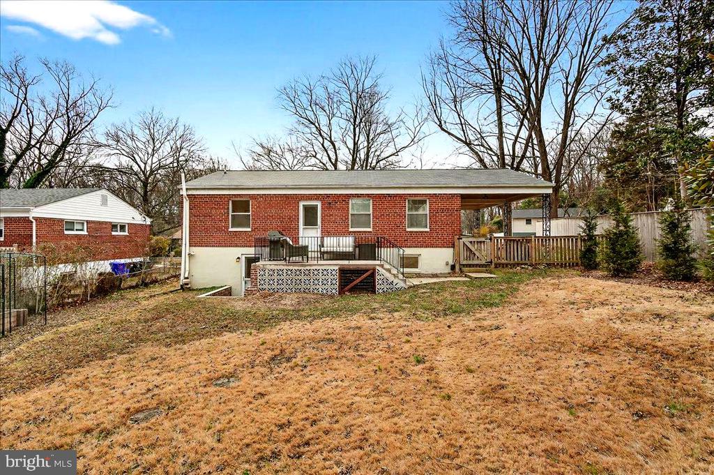 11206 ASHLEY DRIVE