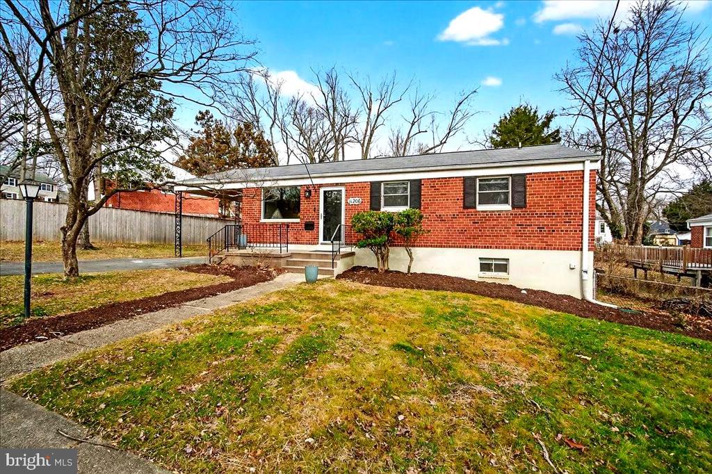 11206 ASHLEY DRIVE
