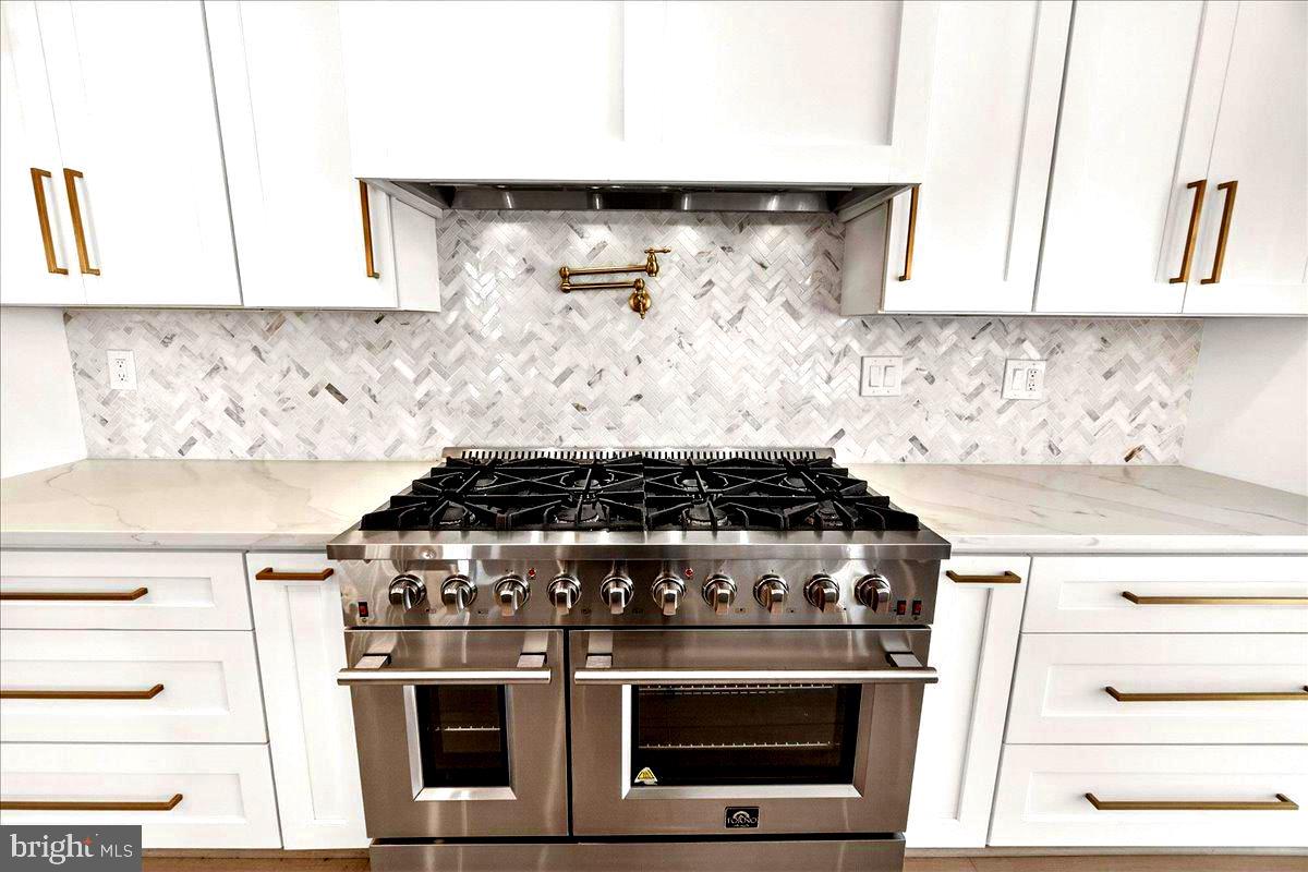 19612 LEWIS ORCHARD LANE