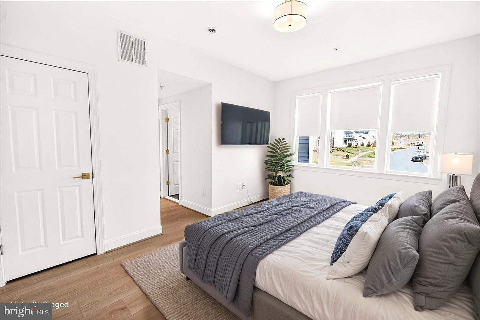 19612 LEWIS ORCHARD LANE