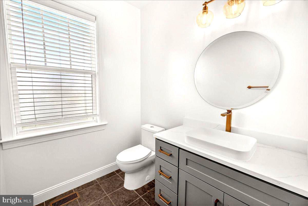 19612 LEWIS ORCHARD LANE