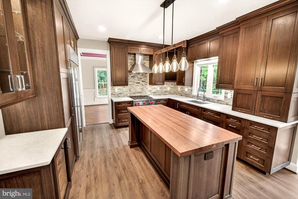 19505 GRAY FARM COURT