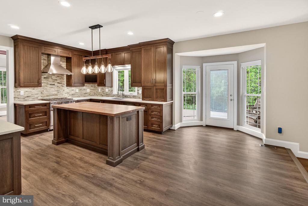 19505 GRAY FARM COURT