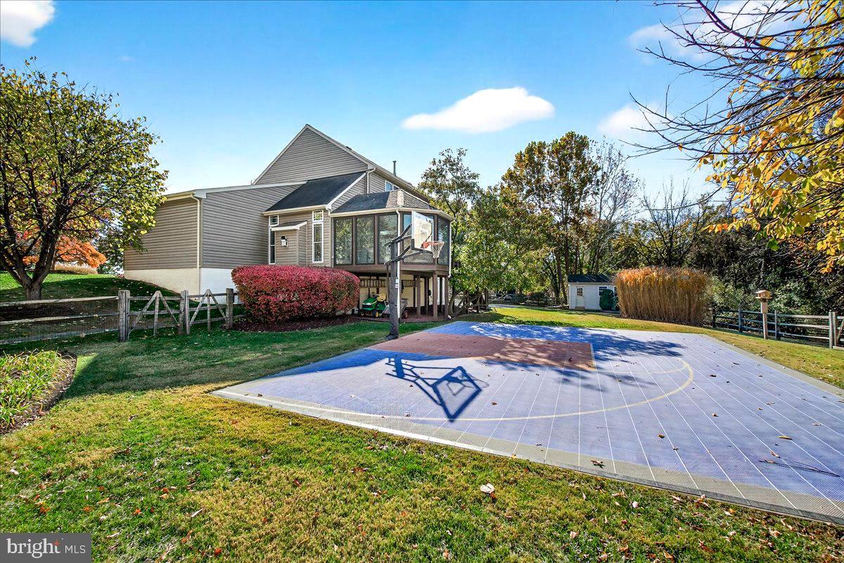 19505 GRAY FARM COURT