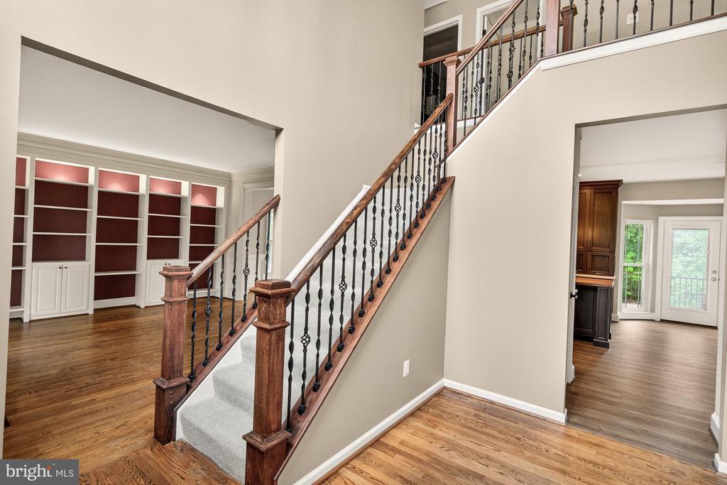 19505 GRAY FARM COURT