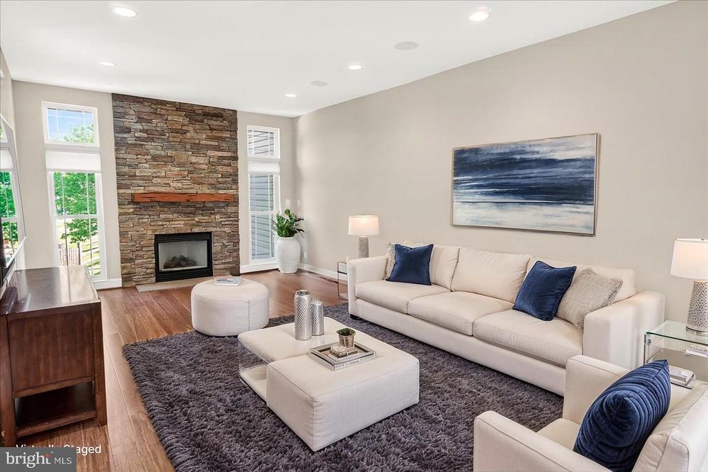 19505 GRAY FARM COURT