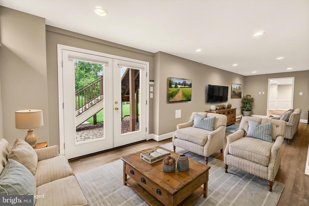 19505 GRAY FARM COURT