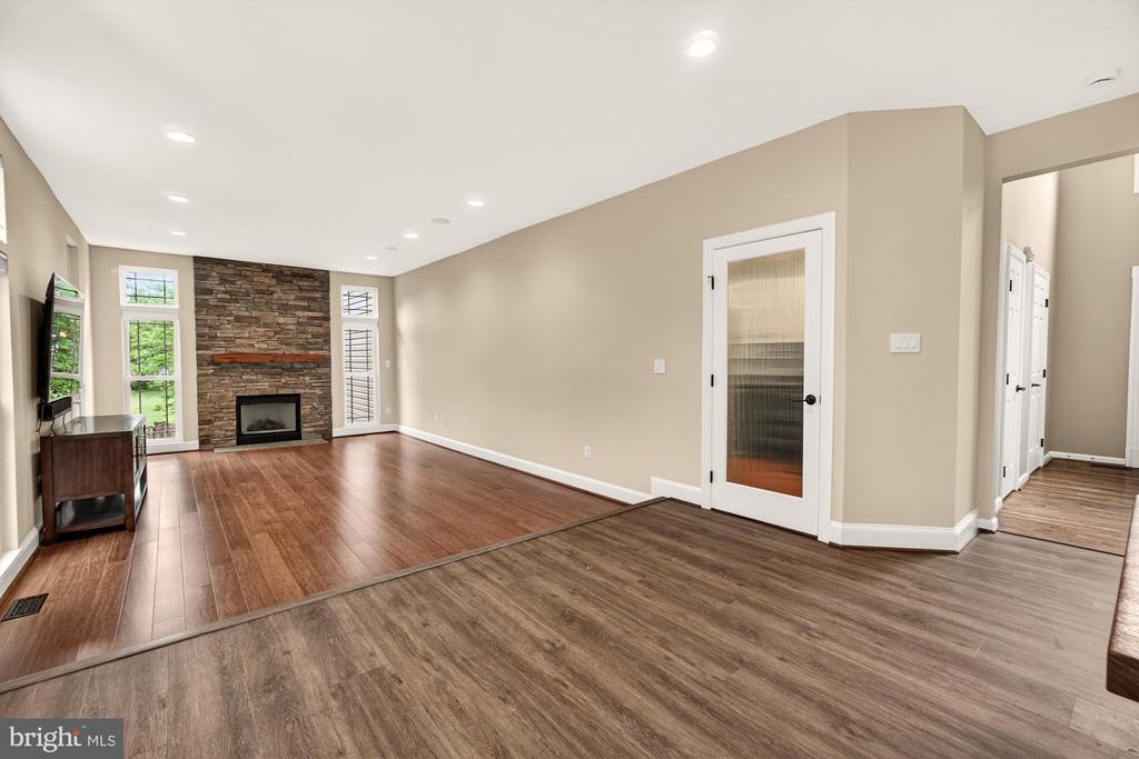 19505 GRAY FARM COURT
