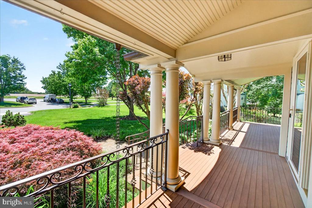 19505 GRAY FARM COURT
