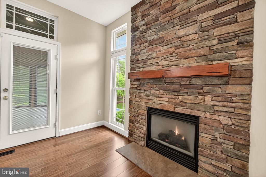 19505 GRAY FARM COURT