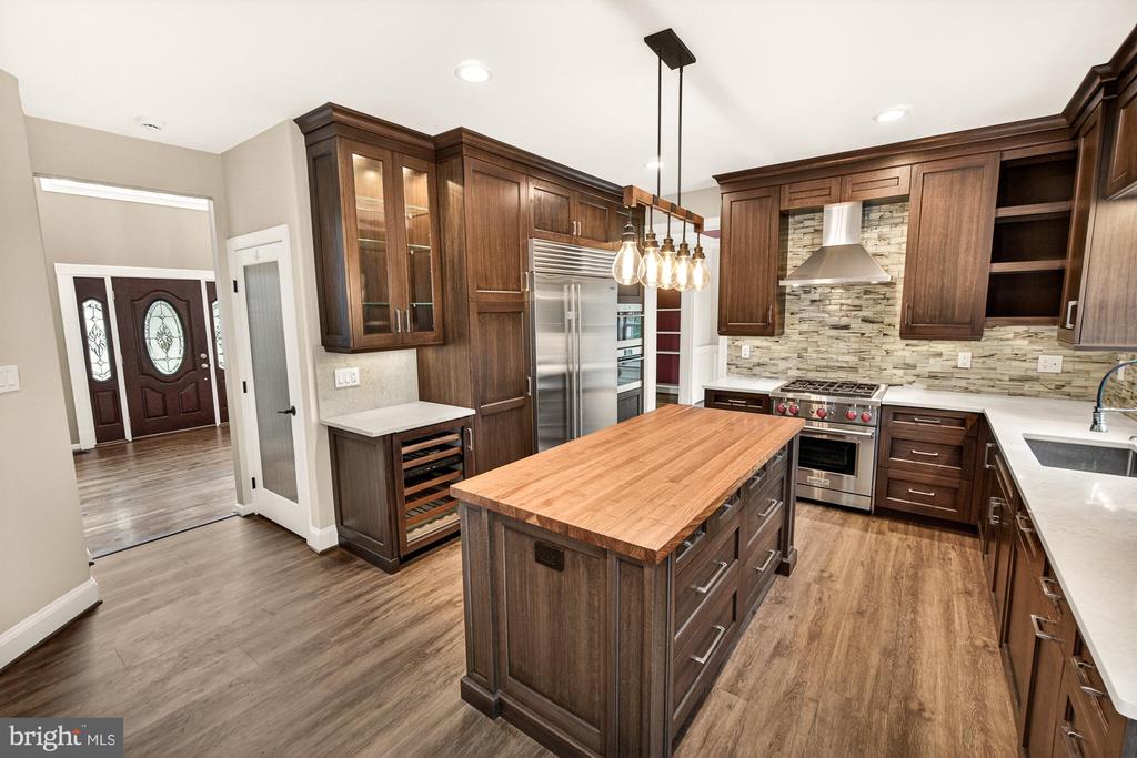 19505 GRAY FARM COURT