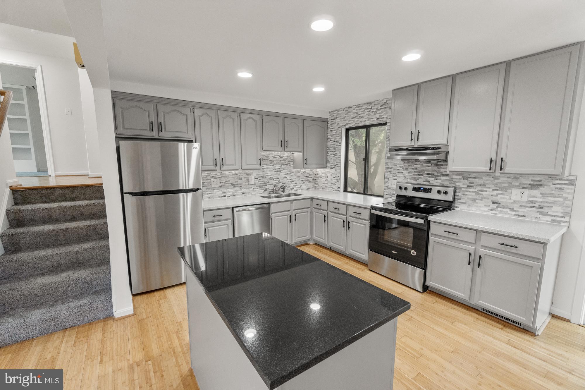 17628 COLLIER CIRCLE