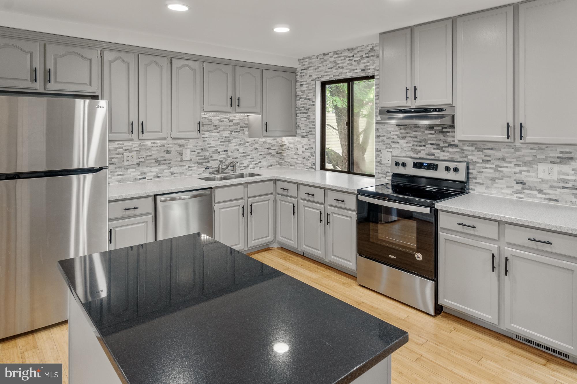 17628 COLLIER CIRCLE