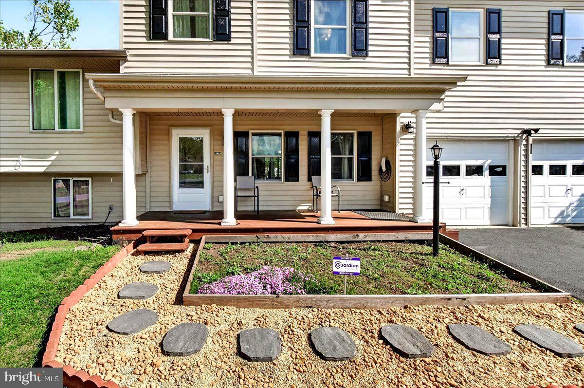 17628 COLLIER CIRCLE