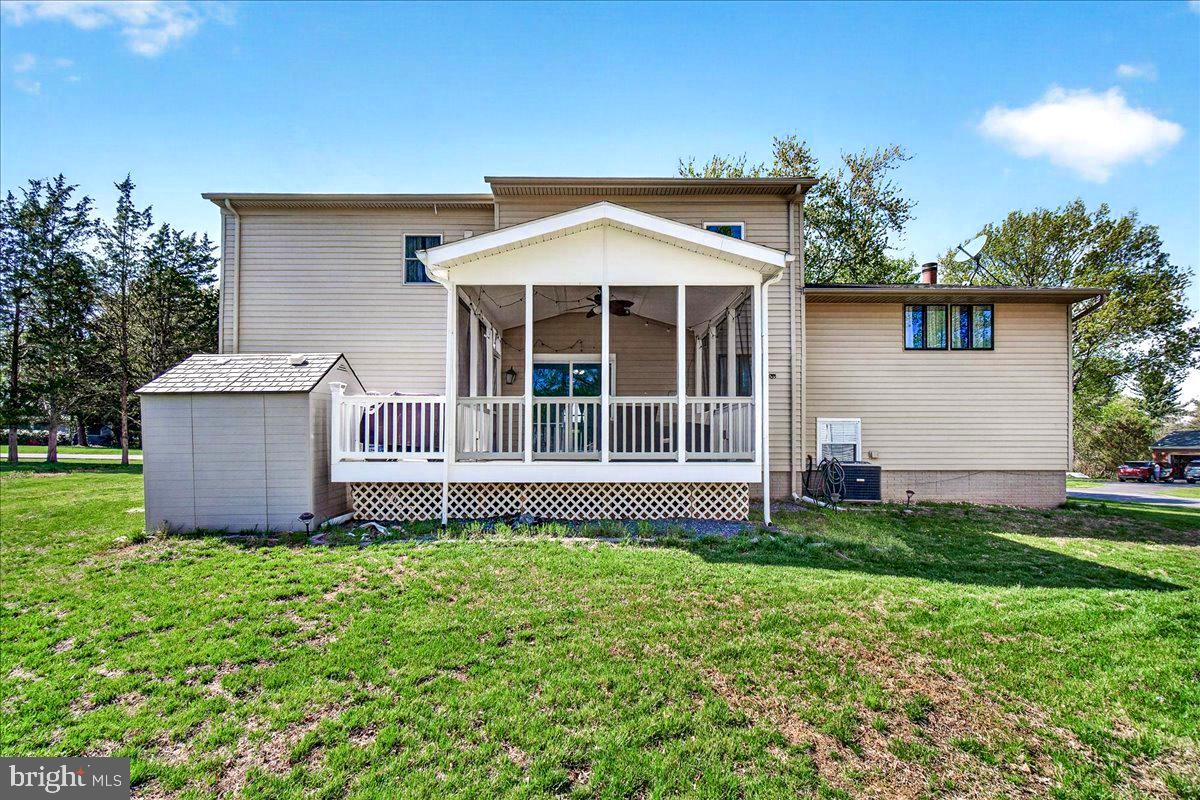 17628 COLLIER CIRCLE